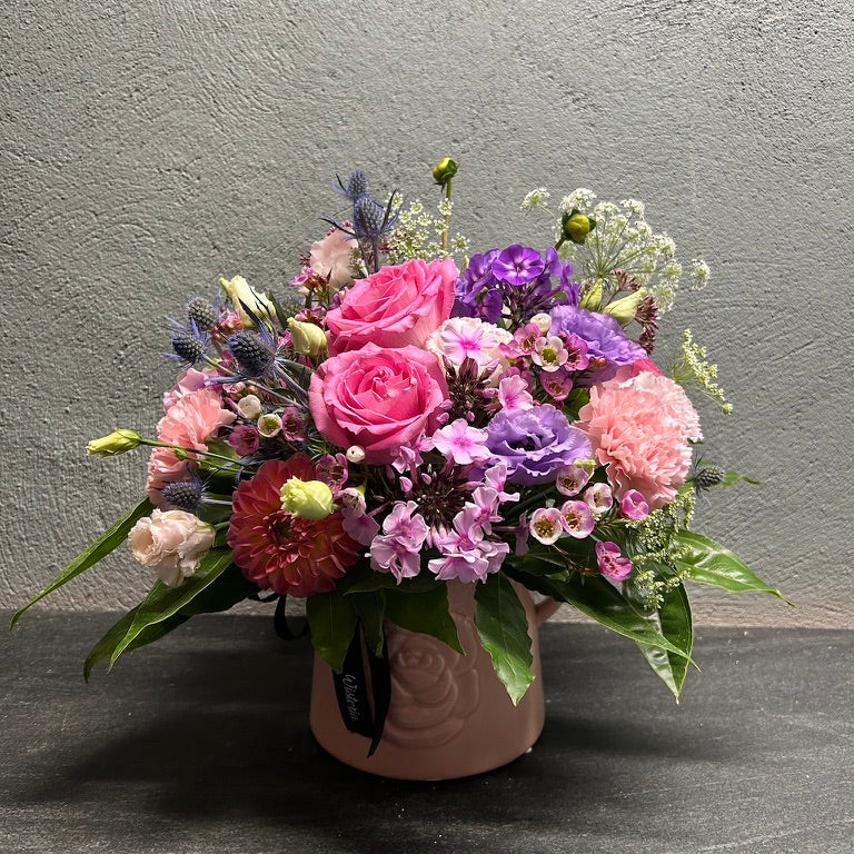 chis vintage pot